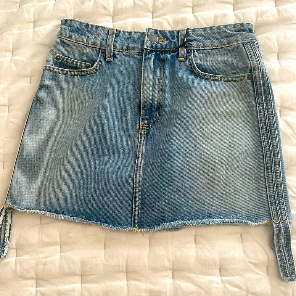 CARMAR Colin Denim Skirt NWT- Original price 188
